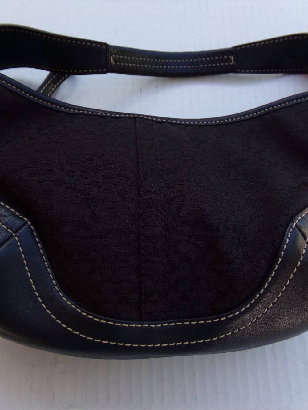 Vintage Coach Y2K K042-6351 Soho Hobo Bag Purse Logo Signature Black Canvas - Picture 4 of 11